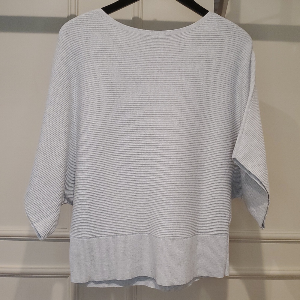 Tommy Bahama Light Gray Ribbed Knit Bat Wing Sweater Size Large - Picture 3 of 7
